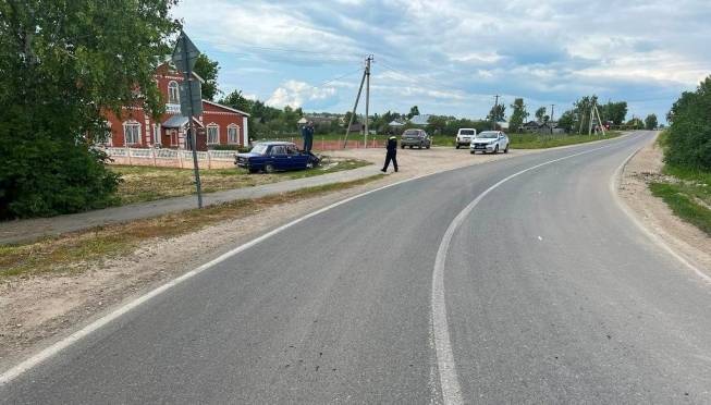 old 124757 В Дубенском районе водитель чуть не убил себя и пассажирку