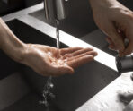 close up hygienic hand washing 1 В Саранске продолжается обновление водопровода в районе Светотехстроя